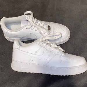 Air Force 1 Size Boys 6